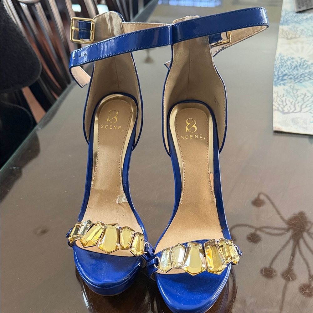 Scene Weaver Royal Blue and Gold Embellished Heels